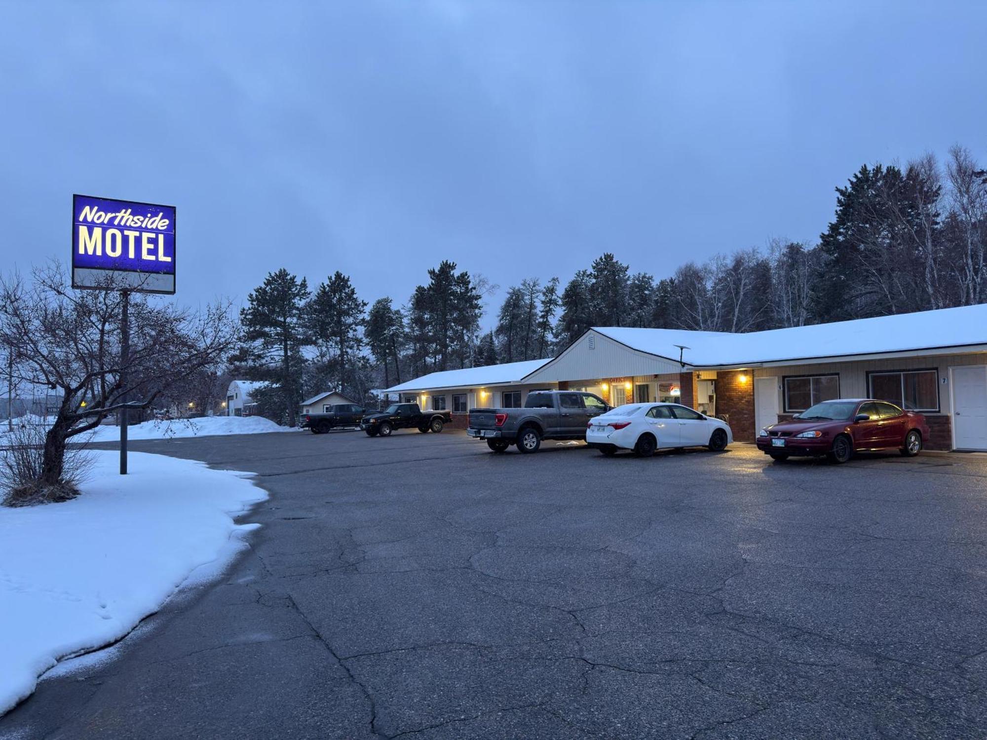Vermilion Bay Northside Motel מראה חיצוני תמונה